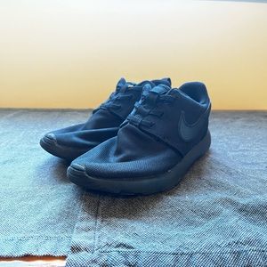 Nike Roche Runs | 2y | black